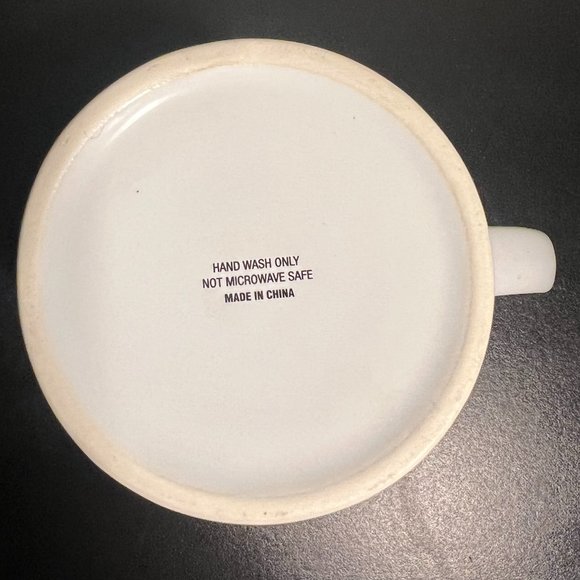 Metallic Gold Letter "J” Monogram Initial Porcelain Oversized Cup Mug - Picture 4 of 4